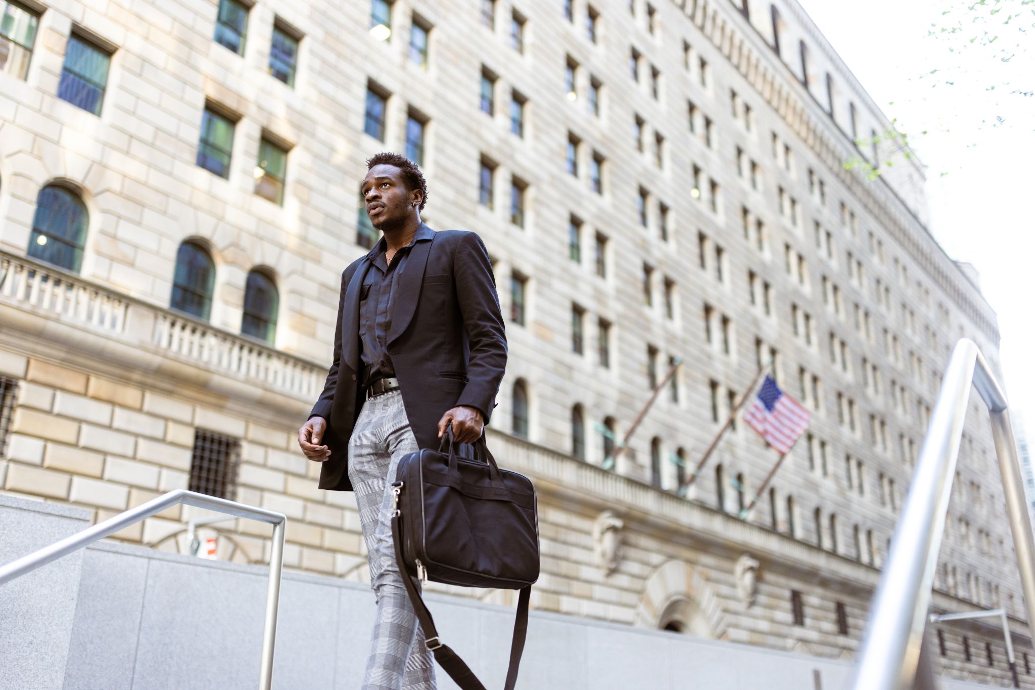Five Ways Government Agencies Can Use an LMS to Solve the Employee Engagement Crisis