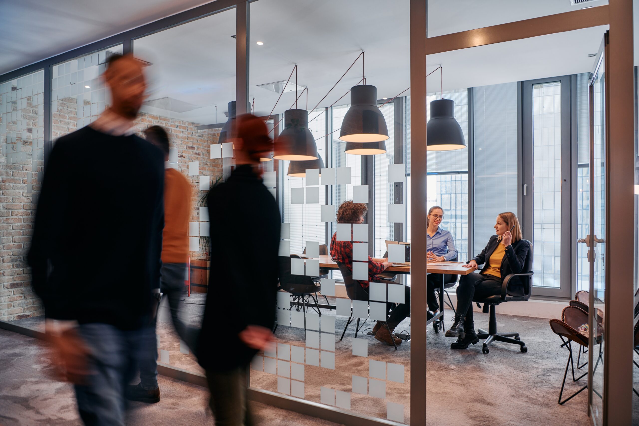 Learning without Leaders: What ‘The Great Flattening’ Means for Workplace Learning
