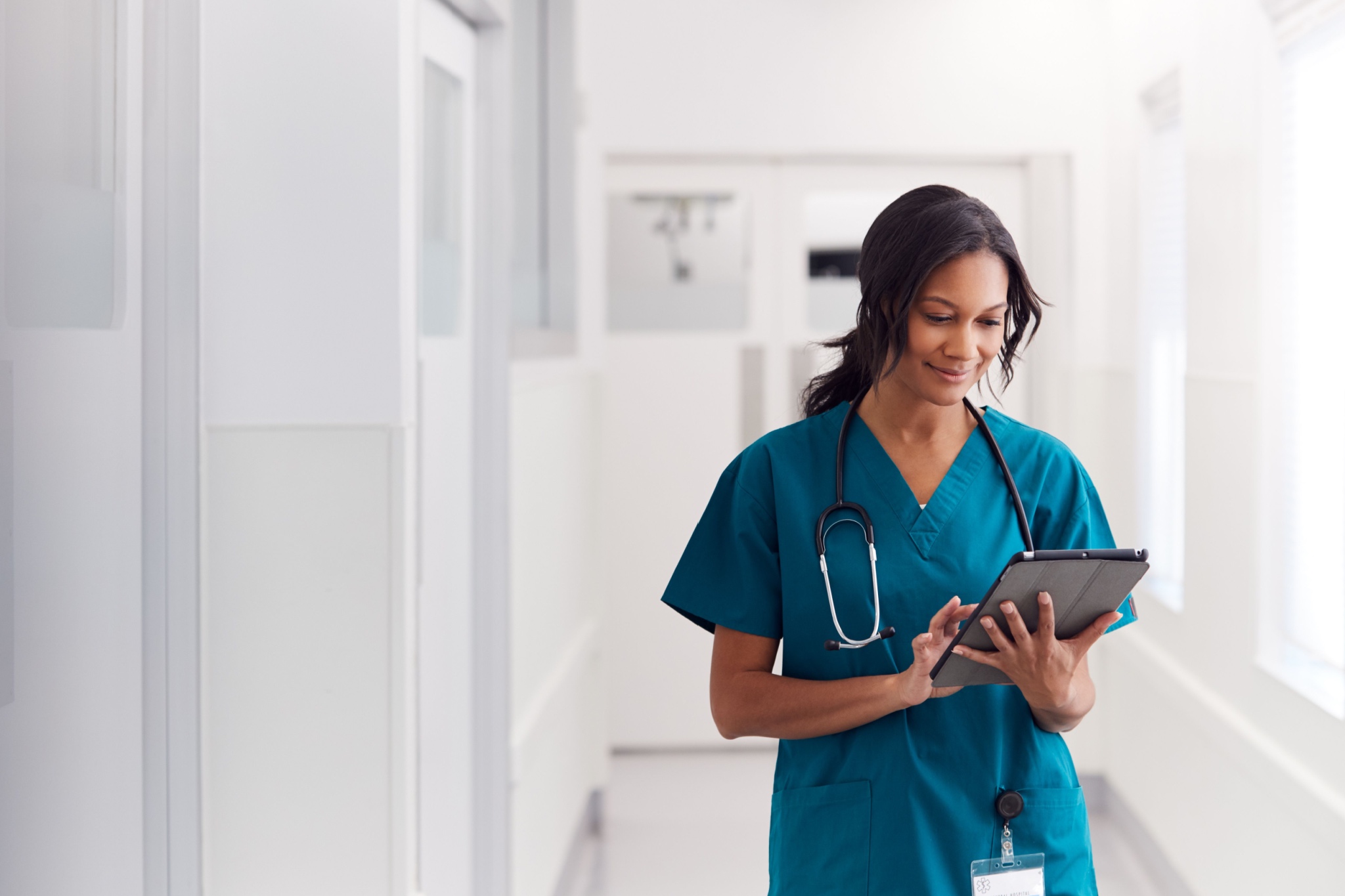 Litmos and SIMTICS Partner to Revolutionize Healthcare Training with Simulation-Based Learning 