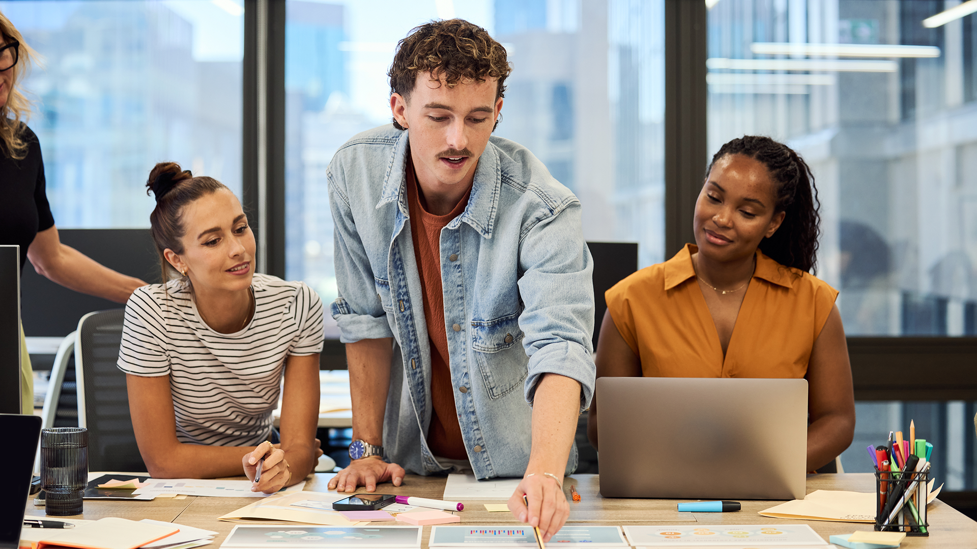 LMS for Financial Services Organizations | Litmos Image